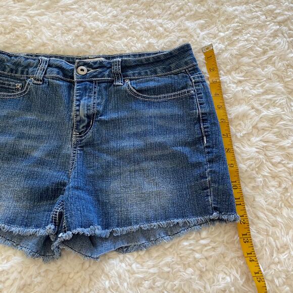 Creative Looks Jeans Denim Cutoff Shorts Size 6 - Picture 6 of 8